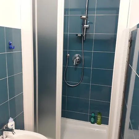 Stella בית הארחה